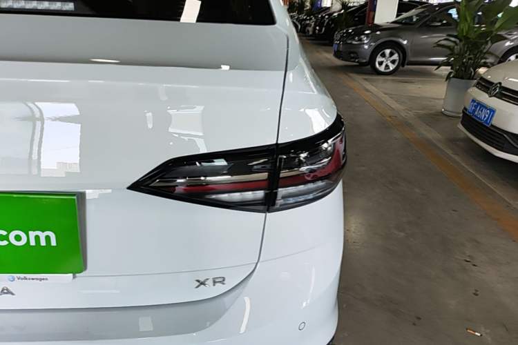 Used Volkswagen Lavida 2023 New Sharp 1.5L Automatic Excellent New Edition Right Rear Taillight