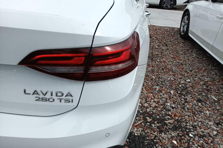 Used Volkswagen Lavida 2023 280TSI DSG Full-Comfort Edition Right Rear Taillight