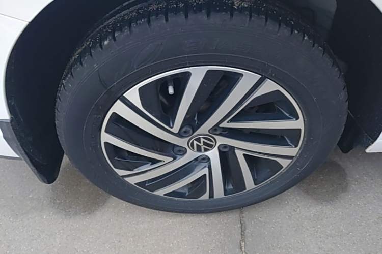 Used Volkswagen Lavida 2023 280TSI DSG Full-Comfort Edition Right Rear Wheel Hub