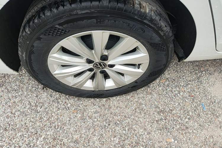 Used Volkswagen Lavida 2023 New Sharp 1.5L Automatic Excellent New Edition Right Rear Wheel Hub