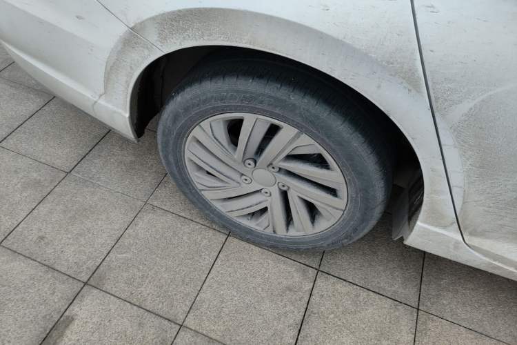 Used Volkswagen Lavida 2023 280TSI DSG Full-Comfort Edition Right Rear Wheel Hub