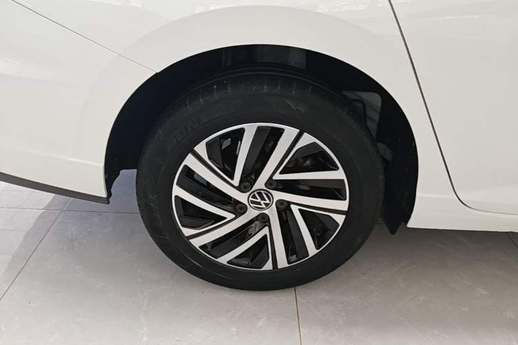 Used Volkswagen Lavida 2023 280TSI DSG Full-Comfort Edition Right Rear Wheel Hub