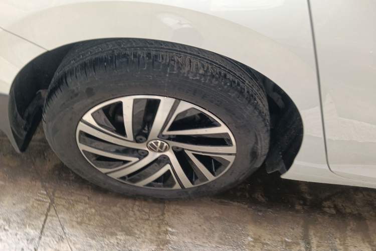 Used Volkswagen Lavida 2023 280TSI DSG Full-Comfort Edition Right Rear Wheel Hub
