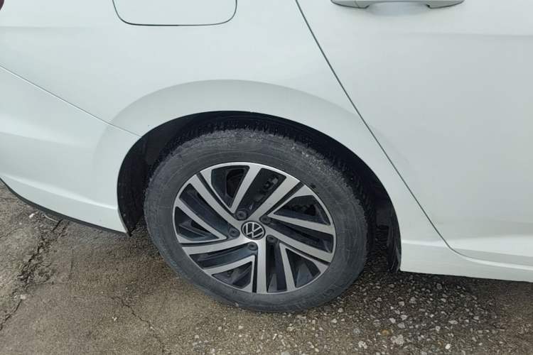 Used Volkswagen Lavida 2023 280TSI DSG Full-Comfort Edition Right Rear Wheel Hub