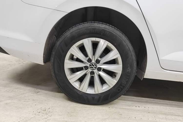 Used Volkswagen Lavida 2023 New Sharp 1.5L Automatic Excellent New Edition Right Rear Wheel Hub