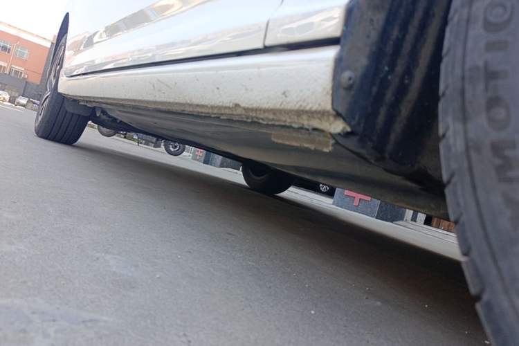 Used Volkswagen Lavida 2023 280TSI DSG Full-Comfort Edition Right Side Sill