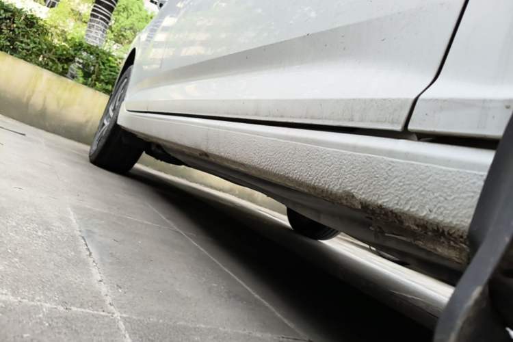 Used Volkswagen Lavida 2023 280TSI DSG Full-Comfort Edition Right Side Sill