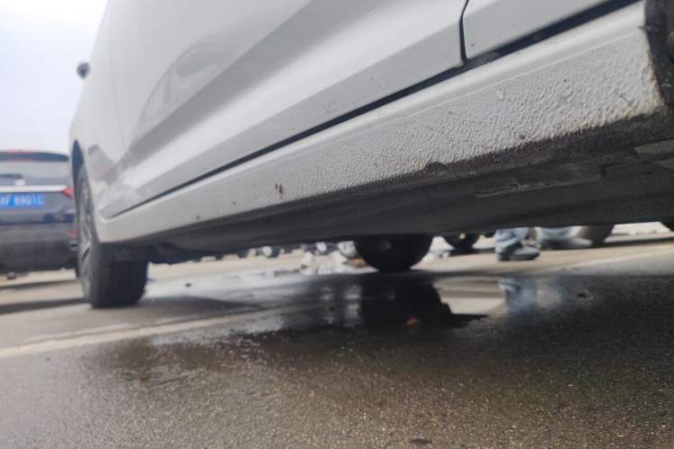 Used Volkswagen Lavida 2023 280TSI DSG Starry Sky Deluxe Edition Right Side Sill