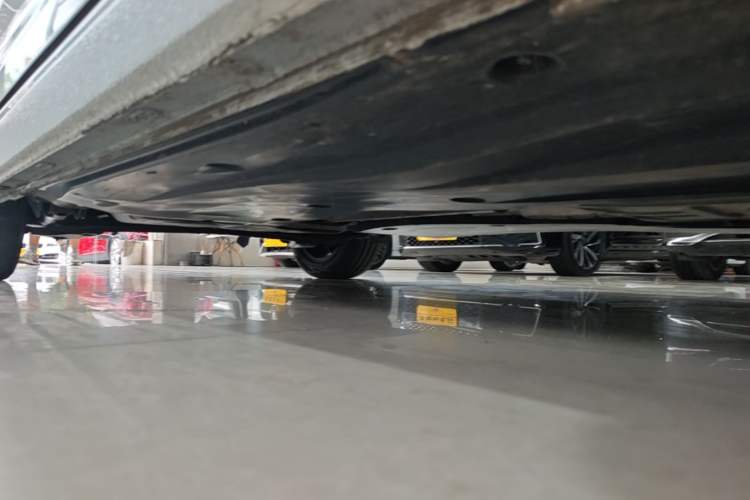 Used Volkswagen Lavida 2023 280TSI DSG Full-Comfort Edition Right Side Sill