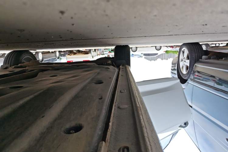 Used Volkswagen Lavida 2023 280TSI DSG Starry Sky Deluxe Edition Right Side Sill