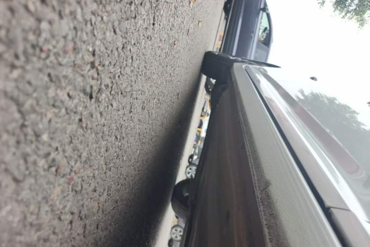 Used Volkswagen Lavida 2023 280TSI DSG Starry Sky Deluxe Edition Right Side Sill