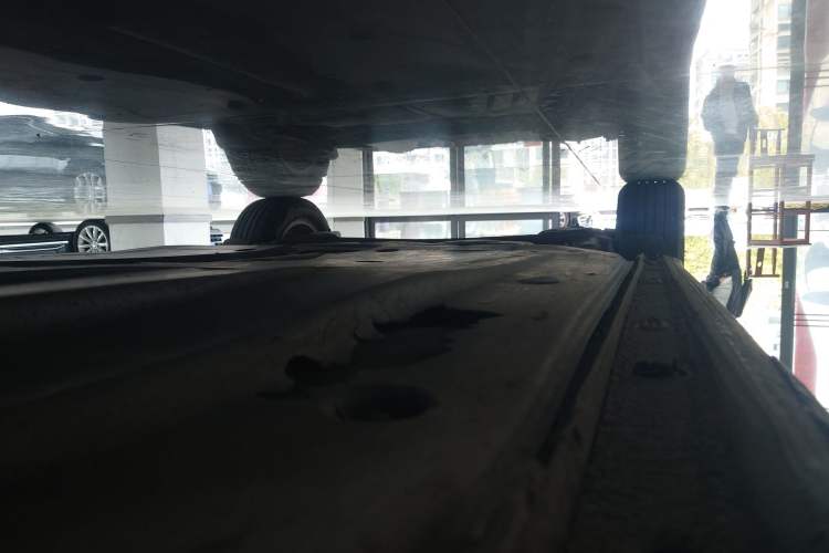 Used Volkswagen Lavida 2023 1.5L Automatic De Yi Edition Right Side Sill