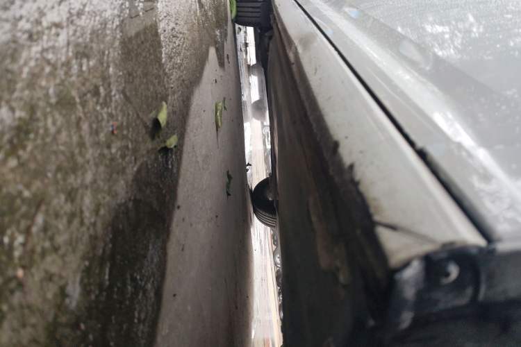Used Volkswagen Lavida 2023 1.5L Automatic De Yi Edition Right Side Sill