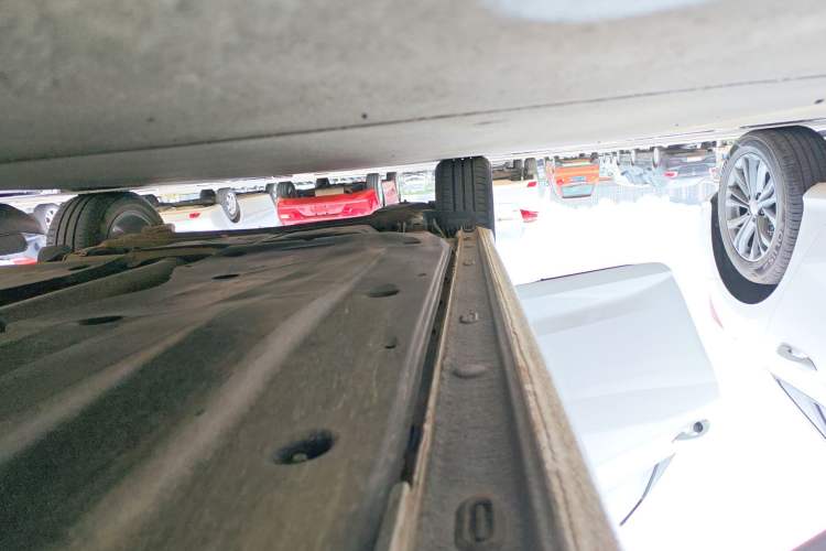 Used Volkswagen Lavida 2023 280TSI DSG Starry Sky Deluxe Edition Right Side Sill