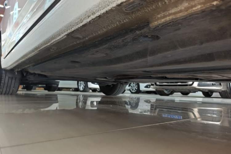 Used Volkswagen Lavida 2023 Revised Version 1.5L Automatic 5 Millionth Edition Right Side Sill