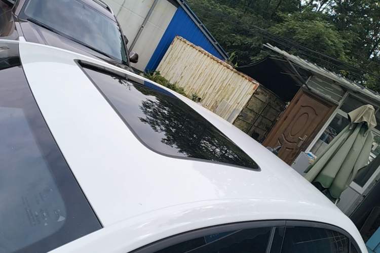 Used Volkswagen Lavida 2023 1.5L Automatic Starry Sky 5 Million Edition Roof