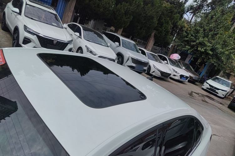 Used Volkswagen Lavida 2023 1.5L Automatic 5 Million Edition Roof