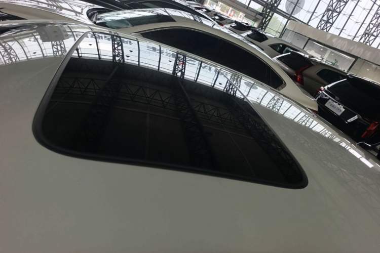 Used Volkswagen Lavida 2023 300TSI DSG Starry Full-Comfort Edition Roof