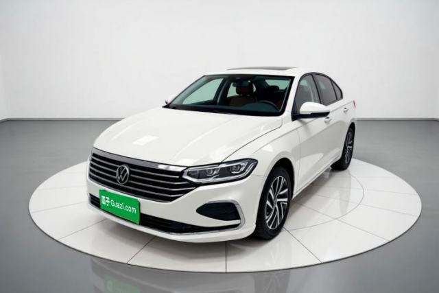 Volkswagen Lavida 2023 300TSI DSG Full-Comfort Edition usata