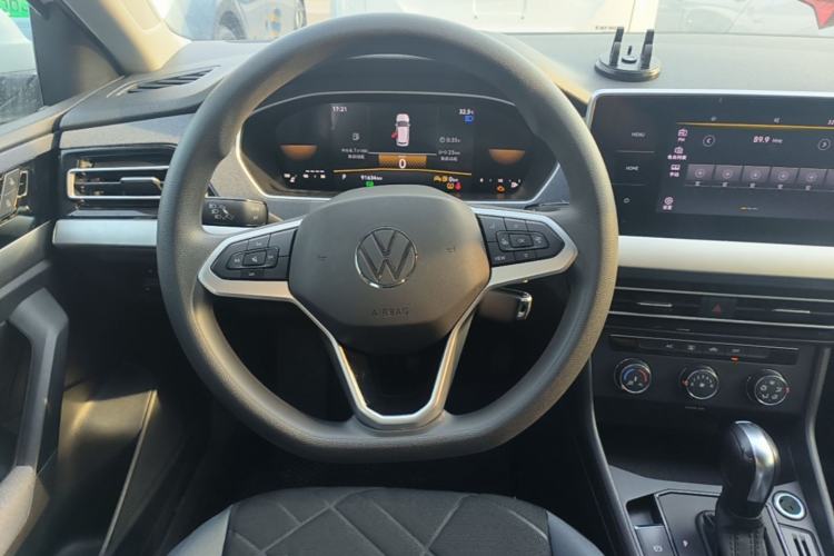 Used Volkswagen Lavida 2023 Revised 1.5L Automatic DeYi Edition Steering Wheel