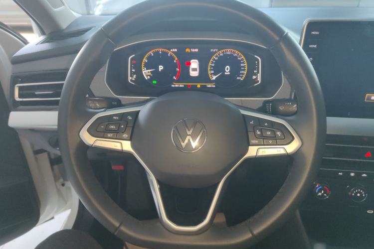 Used Volkswagen Lavida 2023 Revised Version 1.5L Automatic Starry Sky Edition – 5 Million Units Steering Wheel