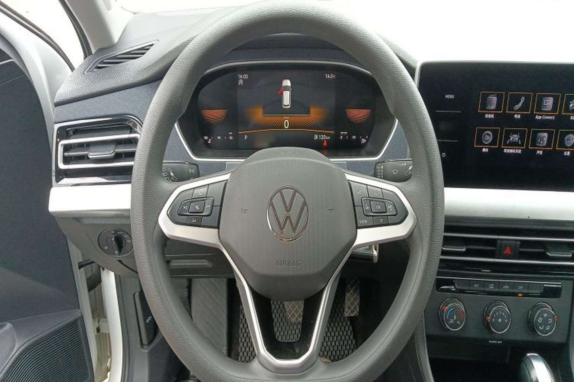 Used Volkswagen Lavida 2023 1.5L Automatic De Yi Edition Steering Wheel