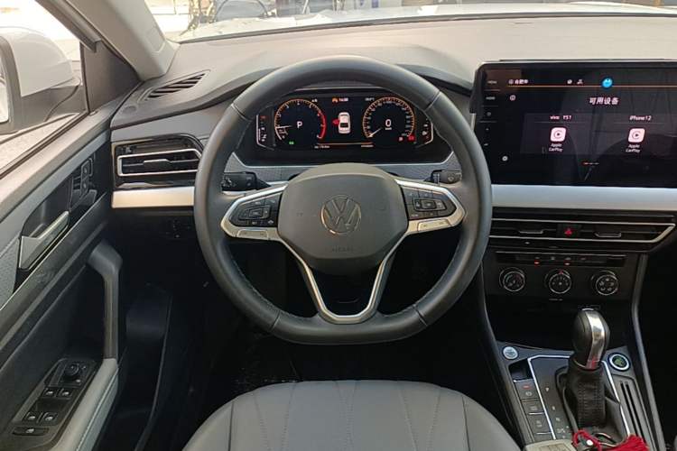 Used Volkswagen Lavida 2023 Revised Version 1.5L Automatic Starry Sky Edition – 5 Million Units Steering Wheel
