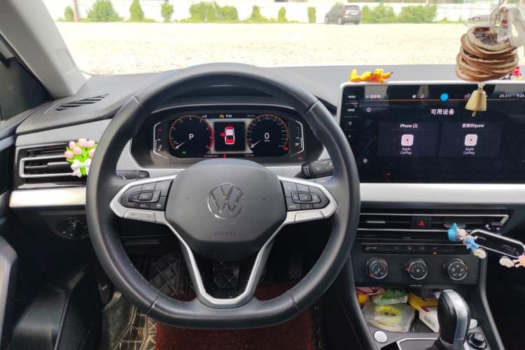 Used Volkswagen Lavida 2023 Revised Version 1.5L Automatic Starry Sky Edition – 5 Million Units Steering Wheel