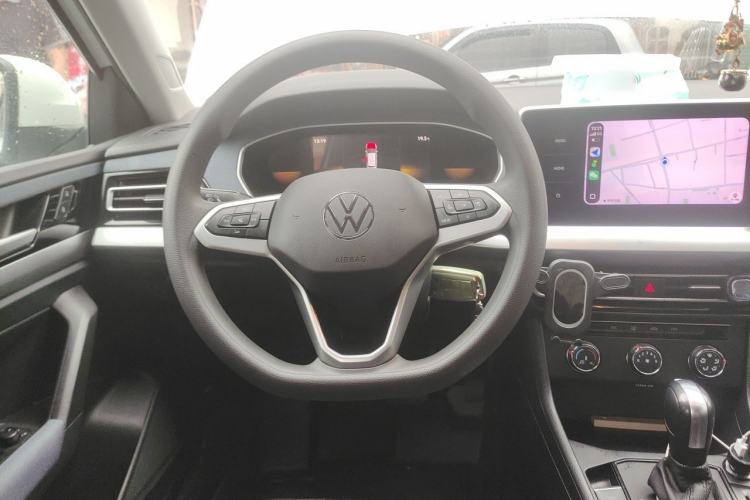 Used Volkswagen Lavida 2023 1.5L Automatic De Yi Edition Steering Wheel