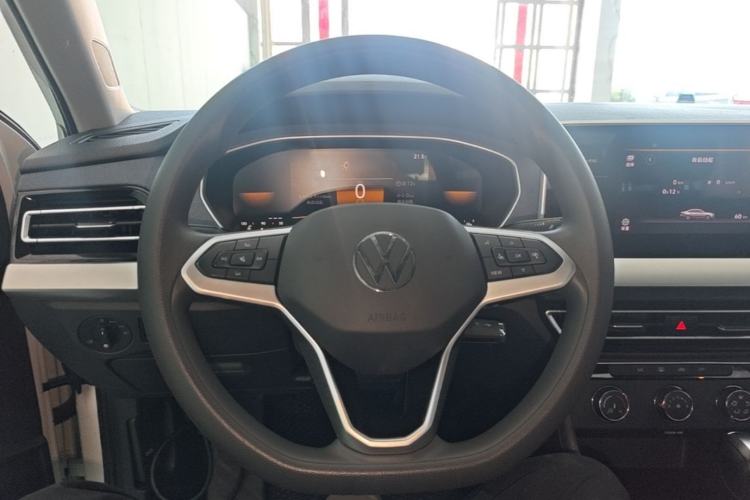 Used Volkswagen Lavida 2023 Revised 1.5L Automatic DeYi Edition Steering Wheel