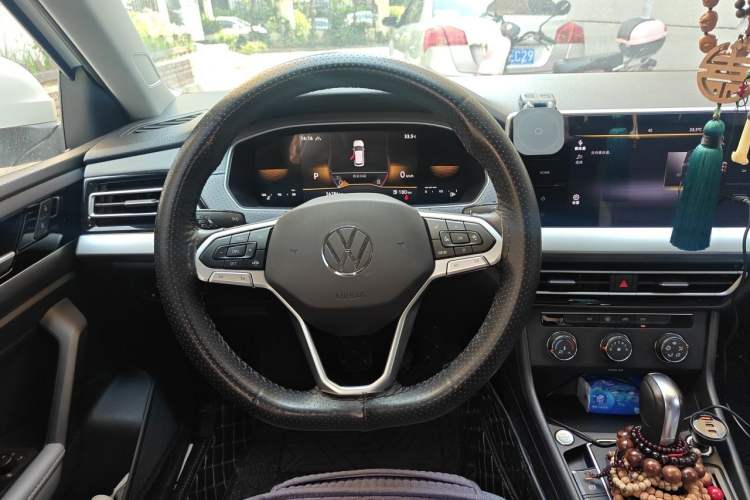 Used Volkswagen Lavida 2023 280TSI DSG Full-Comfort Edition Steering Wheel