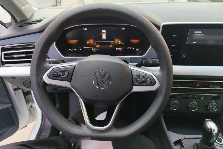 Used Volkswagen Lavida 2023 1.5L Automatic De Yi Edition Steering Wheel