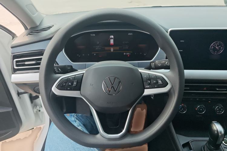 Used Volkswagen Lavida 2023 1.5L Automatic De Yi Edition Steering Wheel