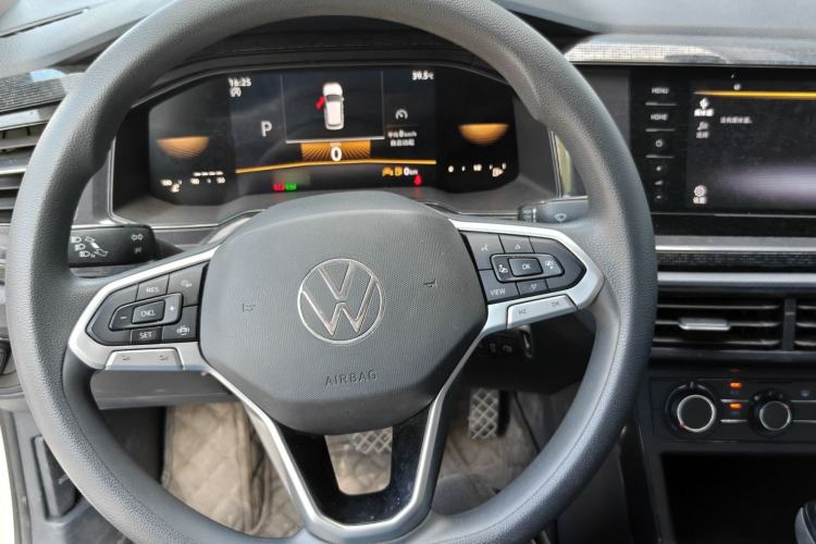Used Volkswagen Lavida 2023 New Rui 1.5L Automatic New Yi Edition Steering Wheel