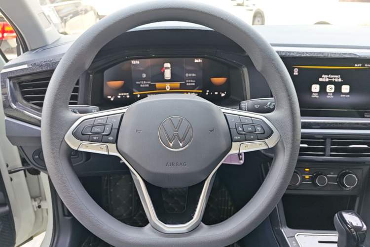 Used Volkswagen Lavida 2023 New Sharp 1.5L Automatic Excellent New Edition Steering Wheel