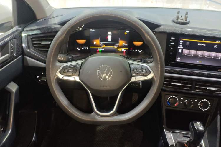 Used Volkswagen Lavida 2023 New Rui 1.5L Automatic New Yi Edition Steering Wheel