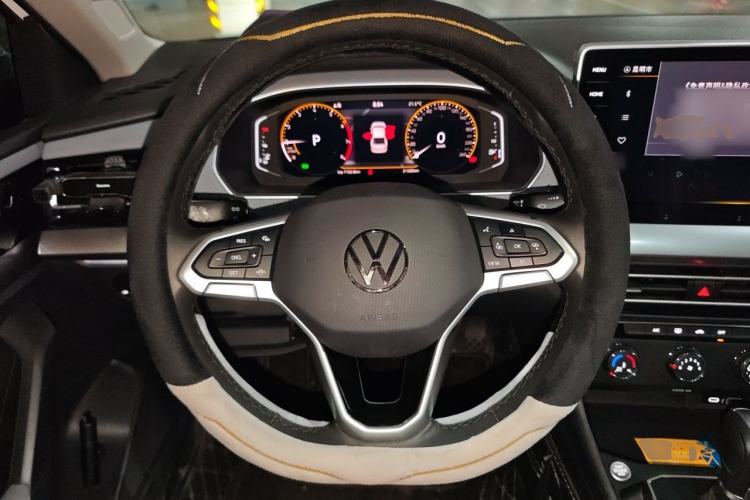 Used Volkswagen Lavida 2023 1.5L Automatic 5 Million Edition Steering Wheel