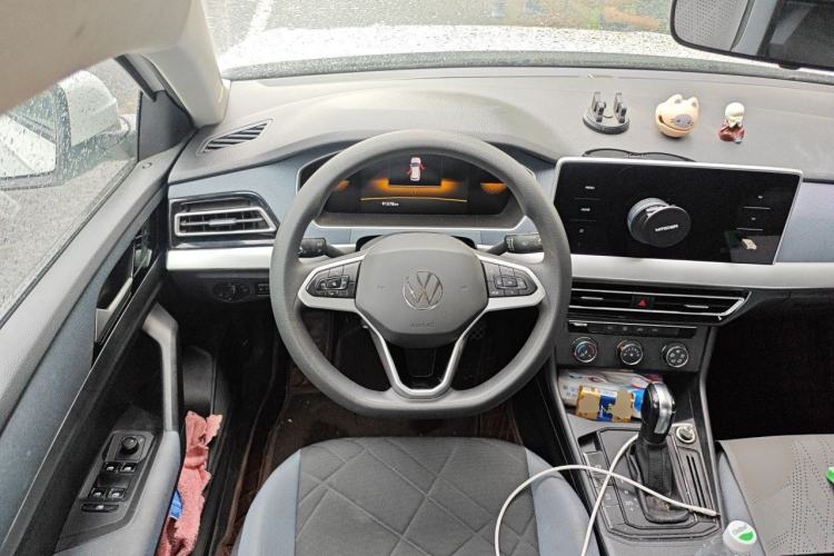 Used Volkswagen Lavida 2023 1.5L Automatic De Yi Edition Steering Wheel