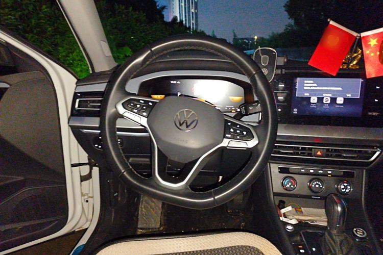 Used Volkswagen Lavida 2023 300TSI DSG Full-Comfort Edition Steering Wheel
