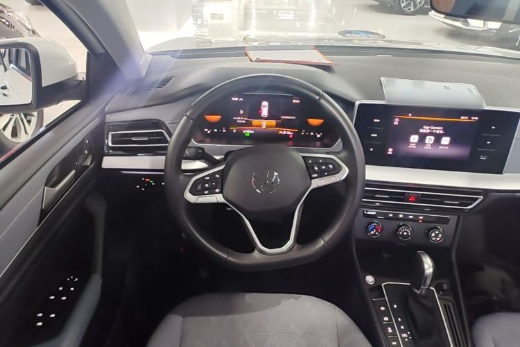 Used Volkswagen Lavida 2023 300TSI DSG Full-Comfort Edition Steering Wheel