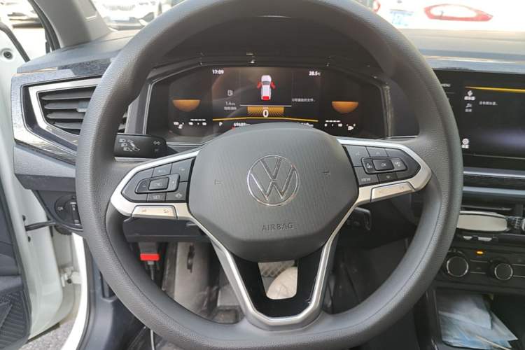 Used Volkswagen Lavida 2023 New Sharp 1.5L Automatic Excellent New Edition Steering Wheel
