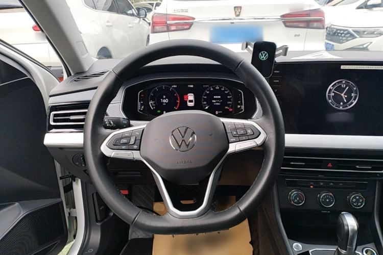 Used Volkswagen Lavida 2023 1.5L Automatic Starry Sky 5 Million Edition Steering Wheel