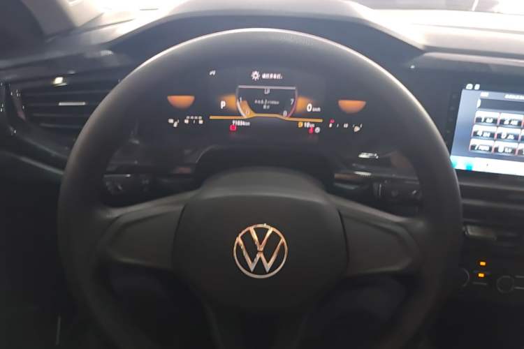 Used Volkswagen Lavida 2023 New Sharp 1.5L Automatic Excellent New Edition Steering Wheel