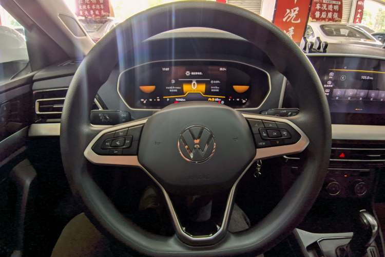 Used Volkswagen Lavida 2023 Revised 1.5L Automatic DeYi Edition Steering Wheel