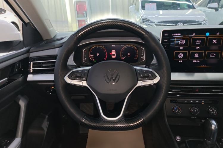 Used Volkswagen Lavida 2023 1.5L Automatic Starry Sky 5 Million Edition Steering Wheel