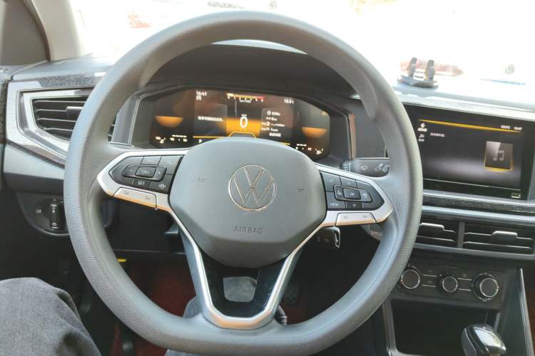 Used Volkswagen Lavida 2023 New Rui 1.5L Automatic New Yi Edition Steering Wheel