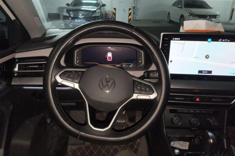 Used Volkswagen Lavida 2023 1.5L Automatic Starry Sky 5 Million Edition Steering Wheel