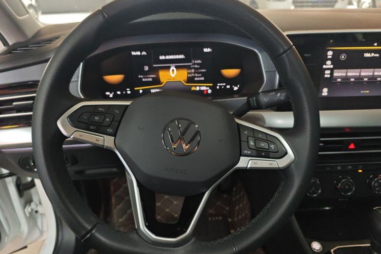 Used Volkswagen Lavida 2023 300TSI DSG Full-Comfort Edition Steering Wheel
