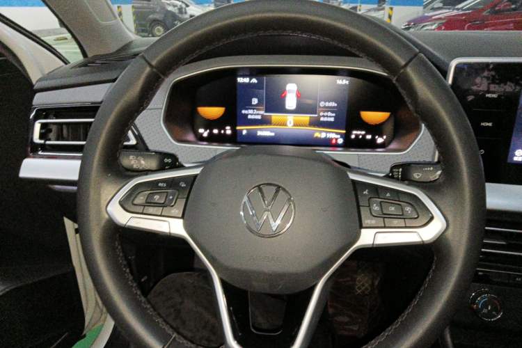 Used Volkswagen Lavida 2023 300TSI DSG Full-Comfort Edition Steering Wheel