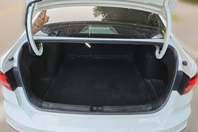Used Volkswagen Lavida 2023 280TSI DSG Starry Sky Deluxe Edition Trunk